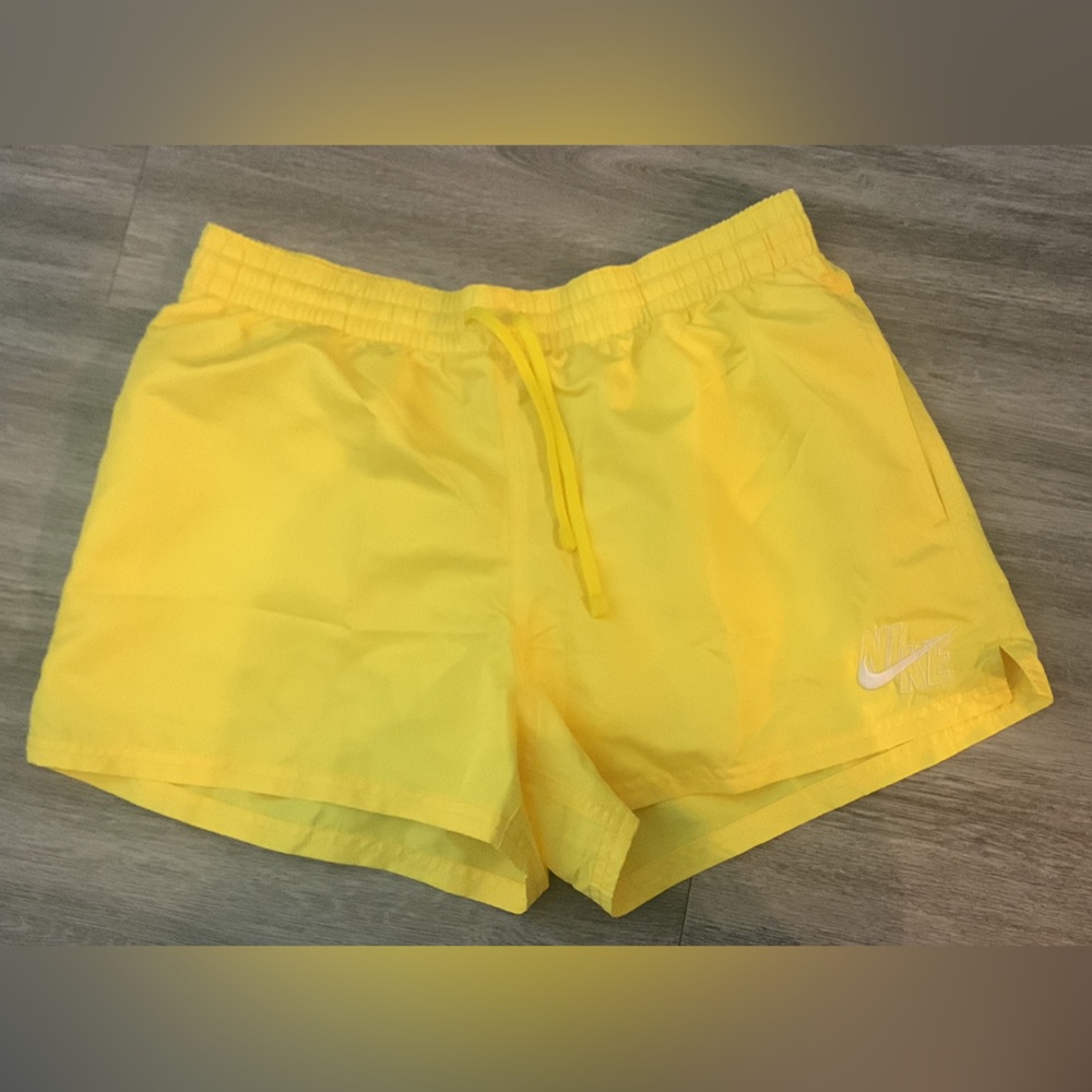 COPY - Urban Outfitters Exclusive Nike Volley 3 inch Shorts